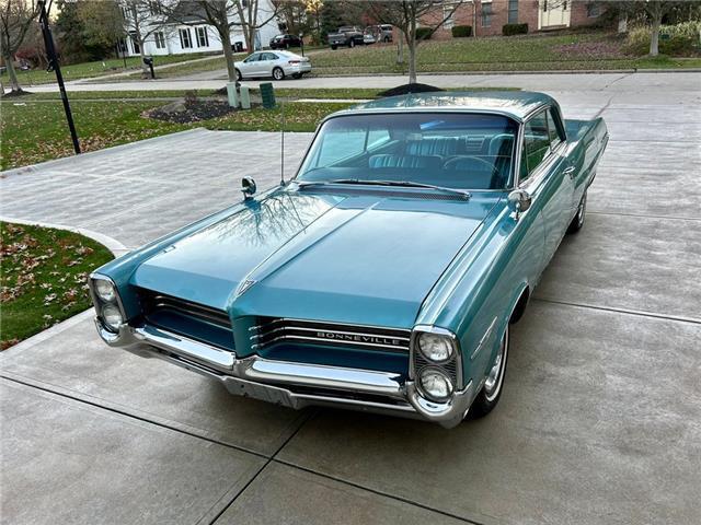 Pontiac-Bonneville-1964-3