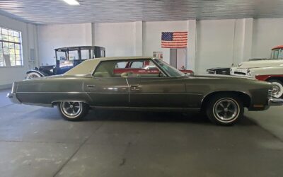 Pontiac Bonneville 1973 à vendre