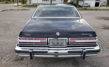 Pontiac-Bonneville-1979-6