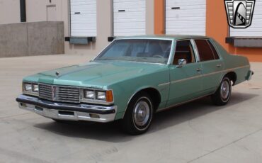 Pontiac-Catalina-1978-2