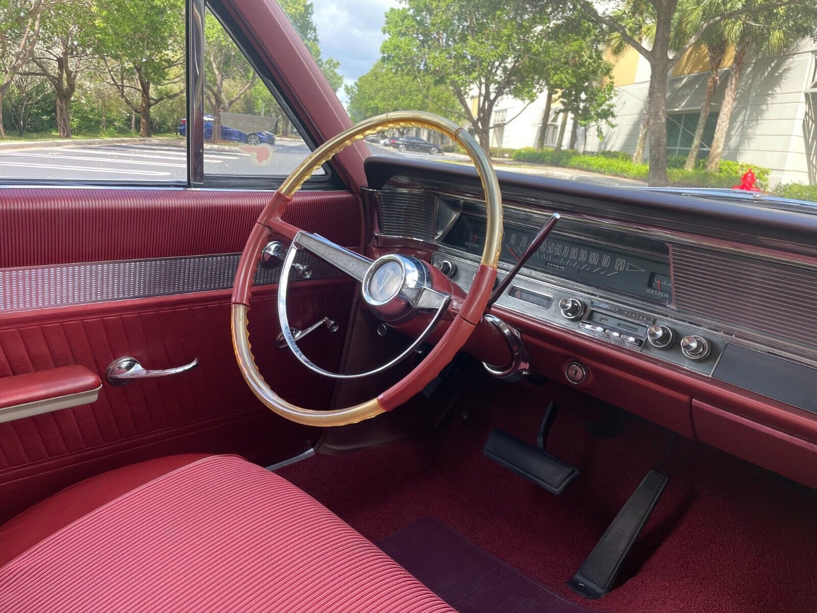 Pontiac-Catalina-Coupe-1964-24