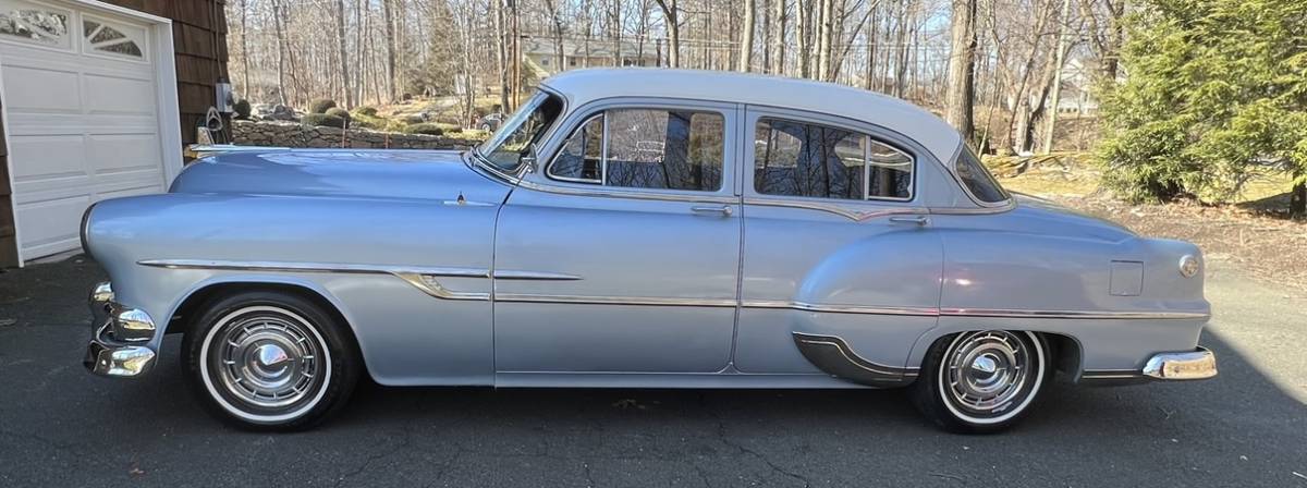 Pontiac-Chieftain-1953-8