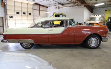 Pontiac-Chieftain-Coupe-1955-6