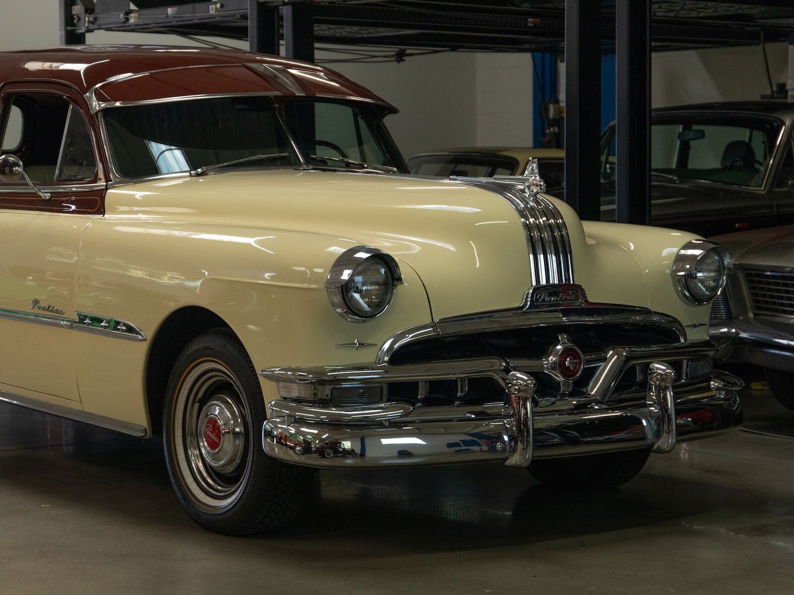 Pontiac-Custom-Break-1951-11