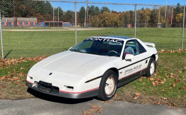 Pontiac-Fiero-1984-1