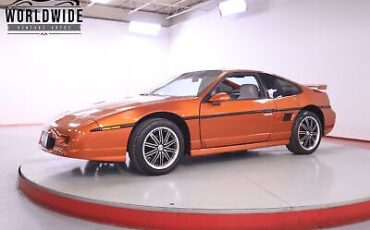 Pontiac Fiero  1987