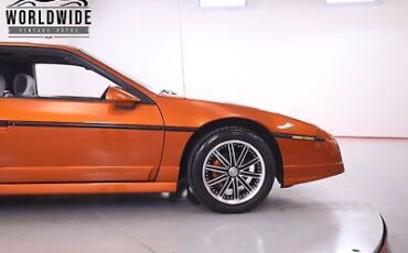 Pontiac-Fiero-1987-7