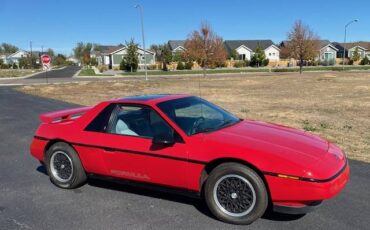 Pontiac-Fiero-1988-11