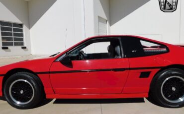 Pontiac-Fiero-1988-6