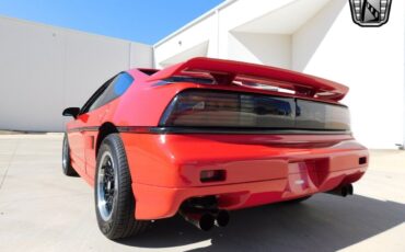 Pontiac-Fiero-1988-8