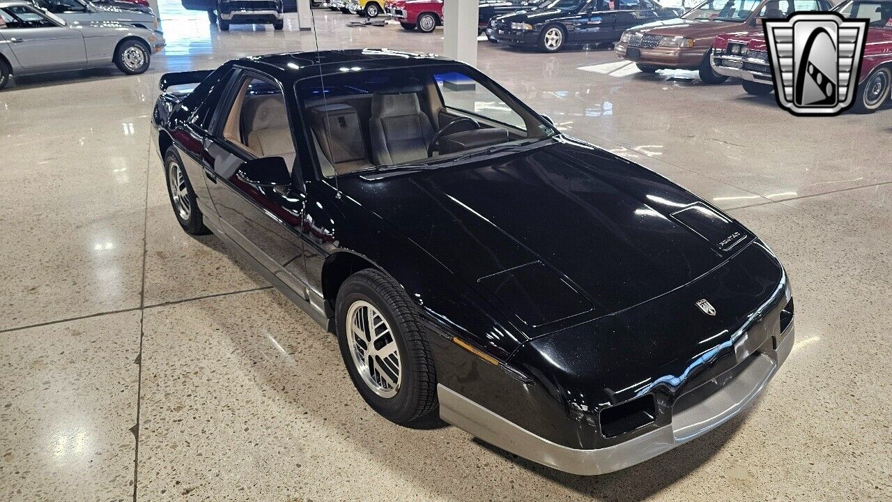 Pontiac-Fiero-Cabriolet-1985-5