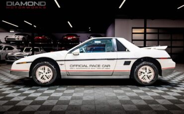 Pontiac-Fiero-Coupe-1984-9