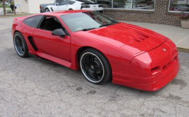 Pontiac-Fiero-Coupe-1985-1