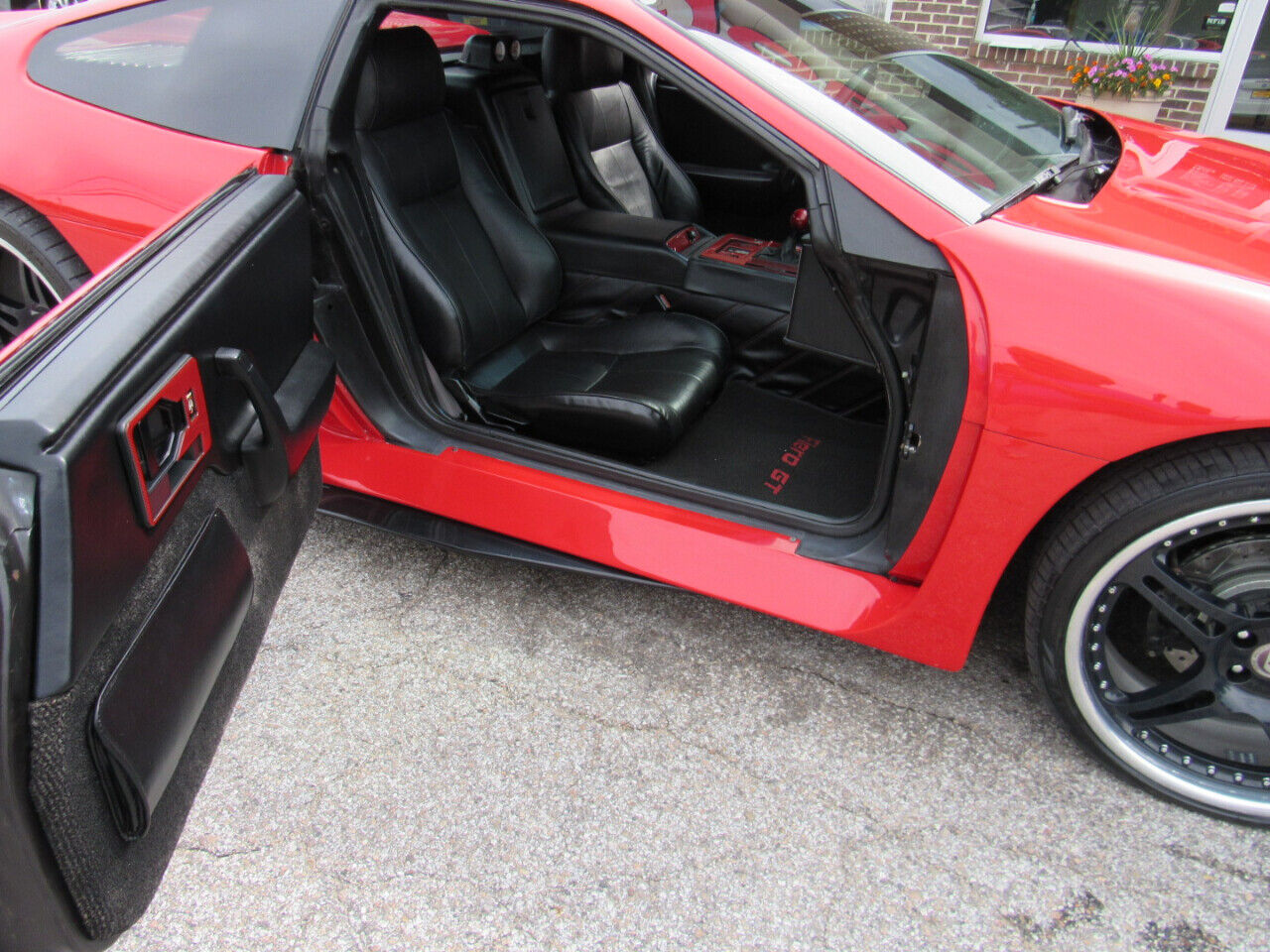 Pontiac-Fiero-Coupe-1985-34