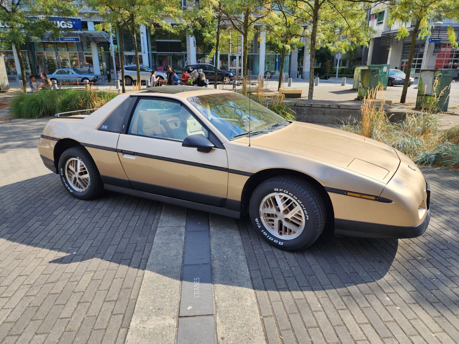 Pontiac Fiero Coupe 1986