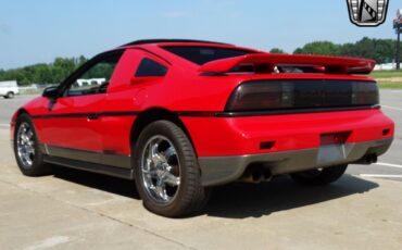 Pontiac-Fiero-Coupe-1986-5