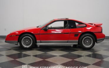 Pontiac-Fiero-Coupe-1986-8