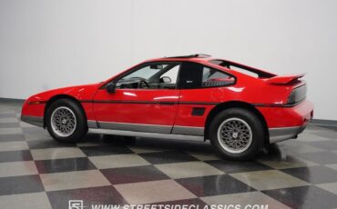 Pontiac-Fiero-Coupe-1986-9