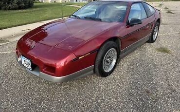 Pontiac-Fiero-Coupe-1987-1