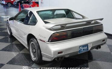 Pontiac-Fiero-Coupe-1987-7