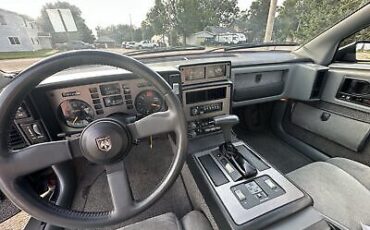 Pontiac-Fiero-Coupe-1987-8