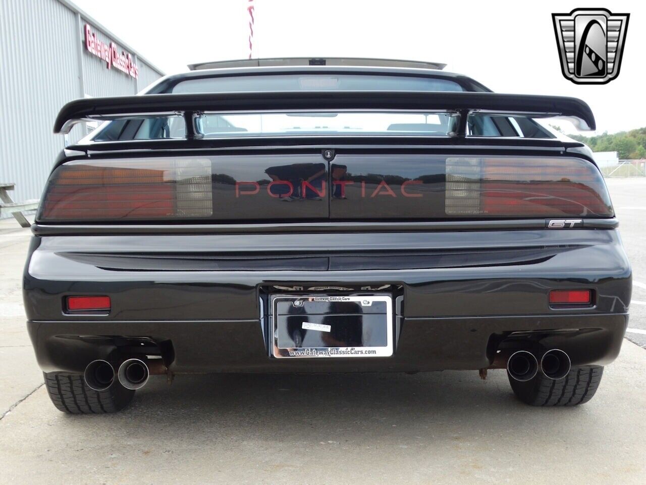 Pontiac-Fiero-Coupe-1988-6