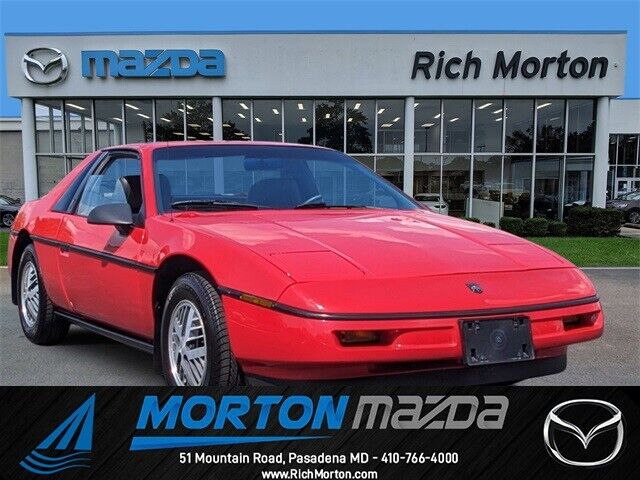 Pontiac Fiero Coupe 1988