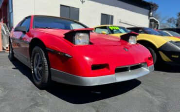 Pontiac-Fiero-gt-1985-5