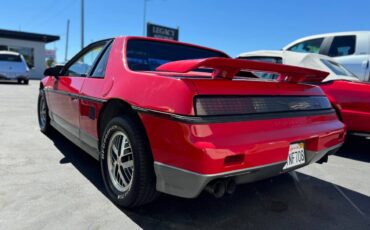 Pontiac-Fiero-gt-1985-8