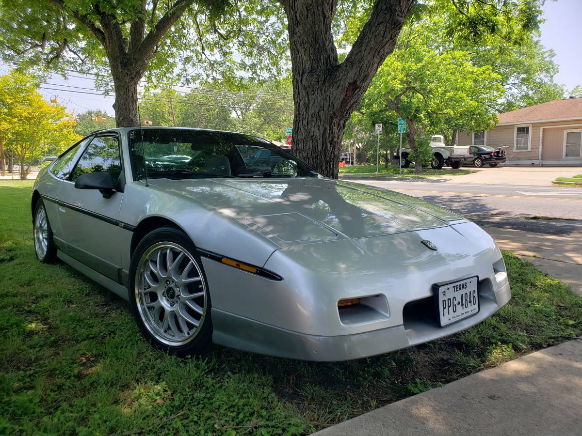 Pontiac-Fiero-gt-1987-2