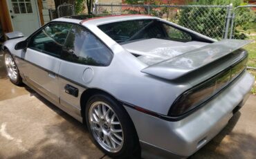 Pontiac-Fiero-gt-1987-6