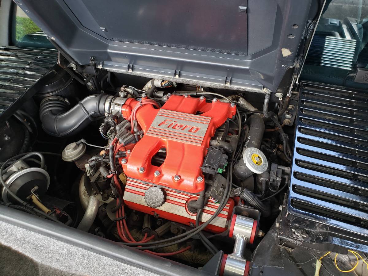 Pontiac-Fiero-gt-1987-8