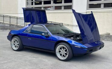 Pontiac-Fiero-se-1985-23