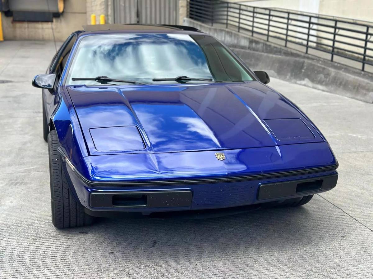 Pontiac-Fiero-se-1985-5