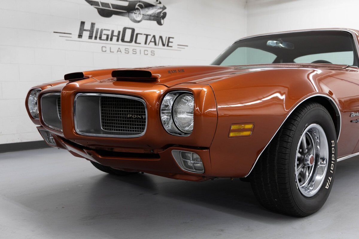 Pontiac-Firebird-1970-11