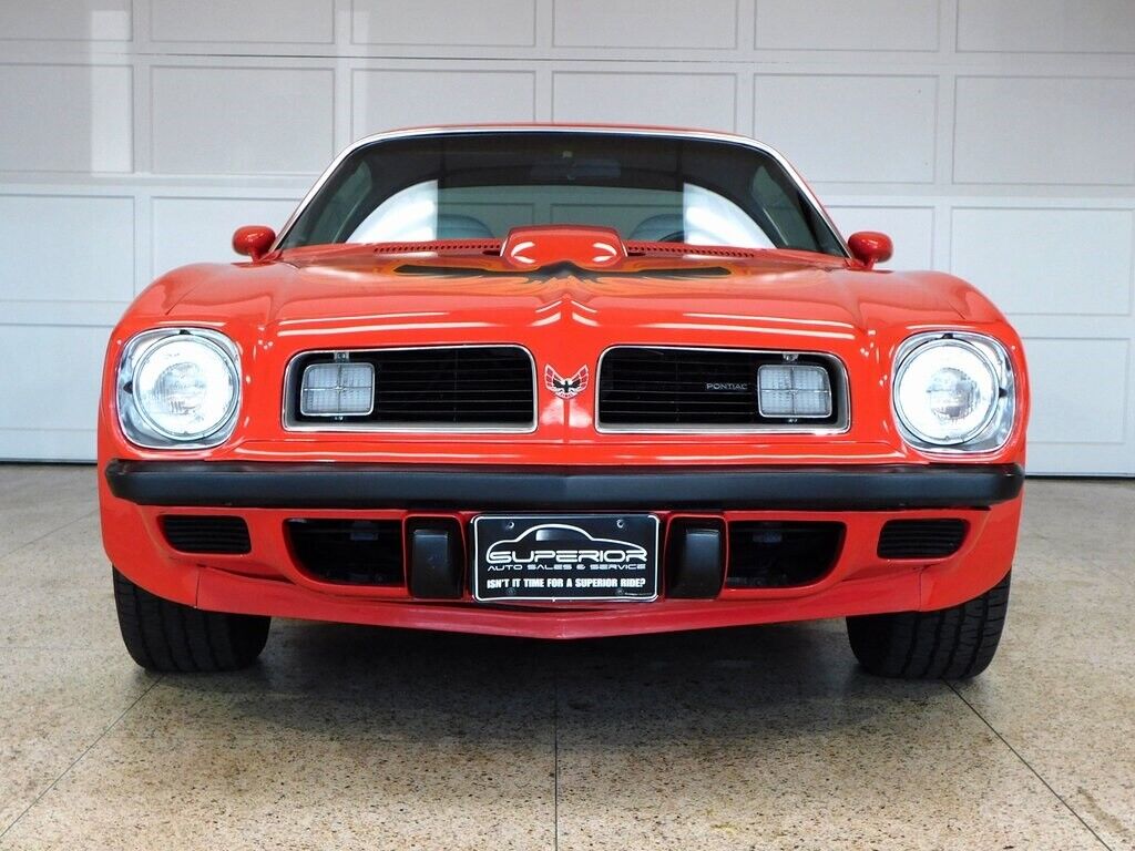 Pontiac-Firebird-1975-2