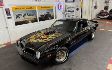 Pontiac Firebird  1976