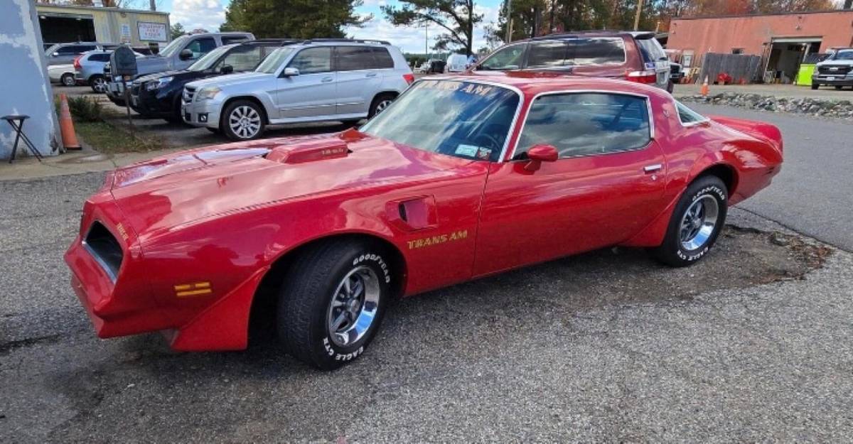 Pontiac-Firebird-1977