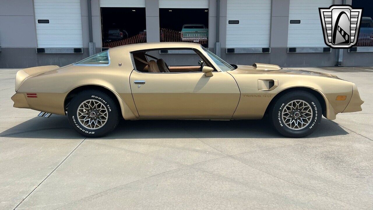 Pontiac-Firebird-1978-5