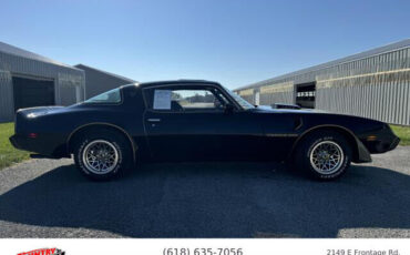 Pontiac-Firebird-1979-11