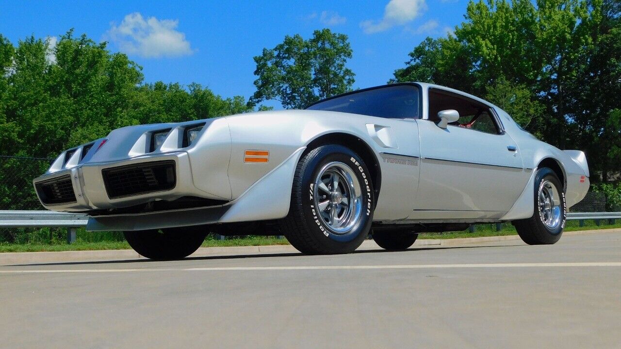 Pontiac-Firebird-1979-3