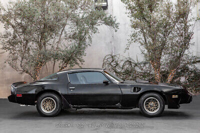 Pontiac-Firebird-1979-3