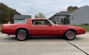 Pontiac-Firebird-1979-4