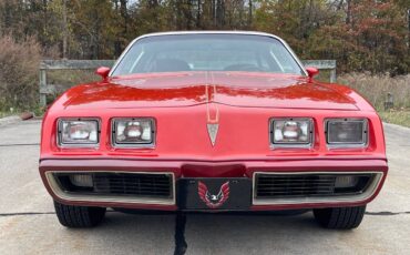 Pontiac-Firebird-1979