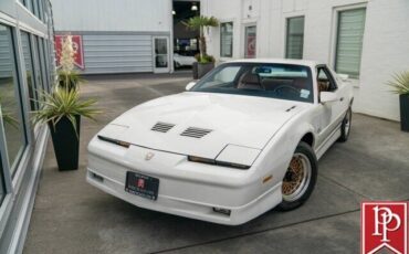 Pontiac-Firebird-1990-1