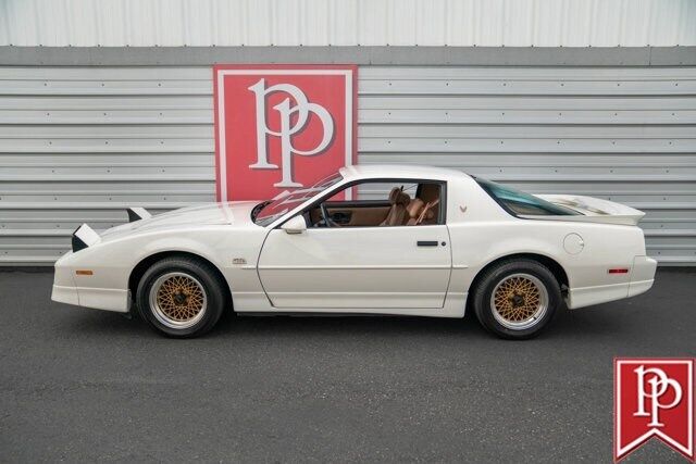 Pontiac-Firebird-1990-34