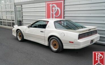 Pontiac-Firebird-1990-35