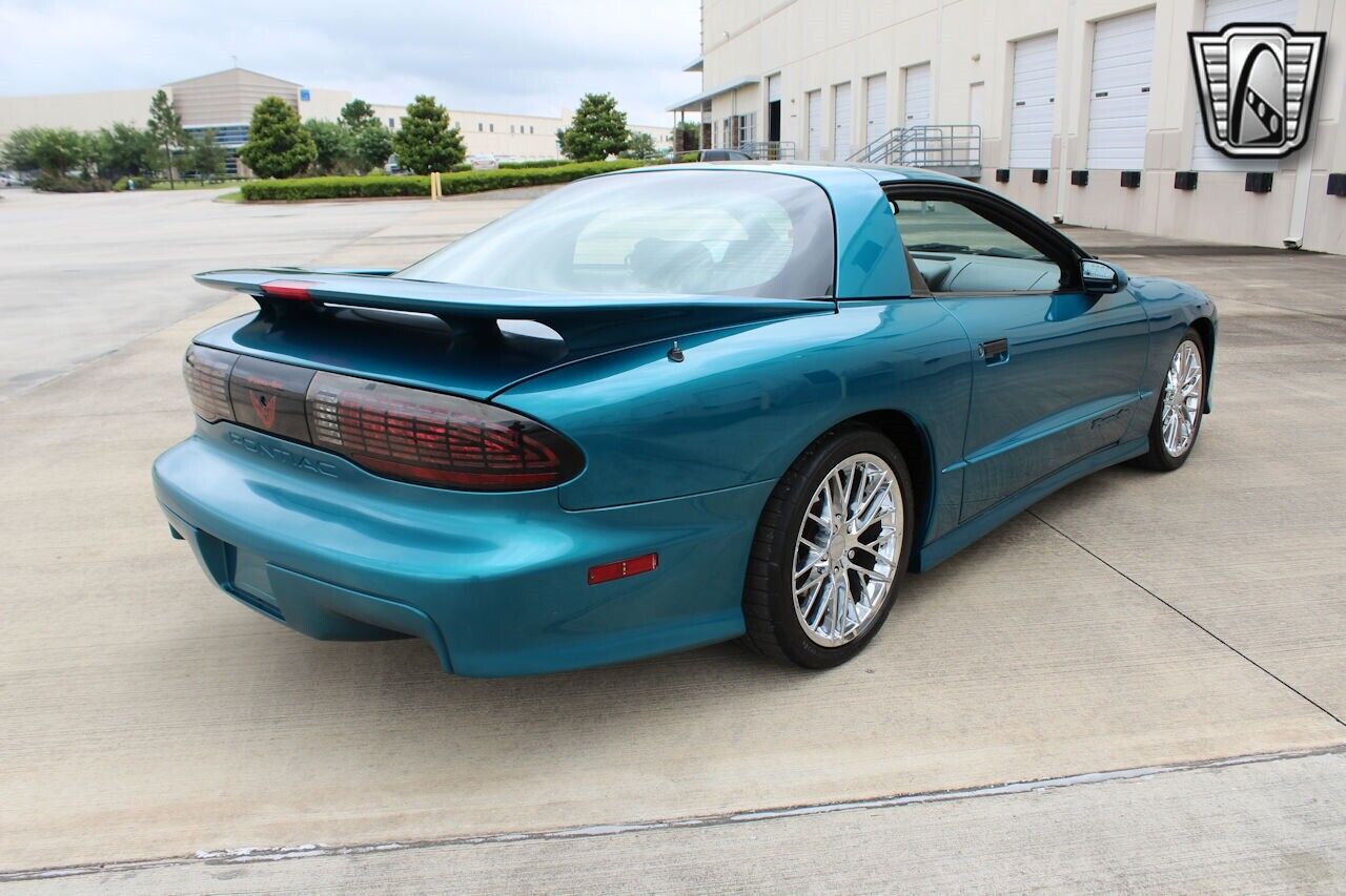 Pontiac-Firebird-1994-33