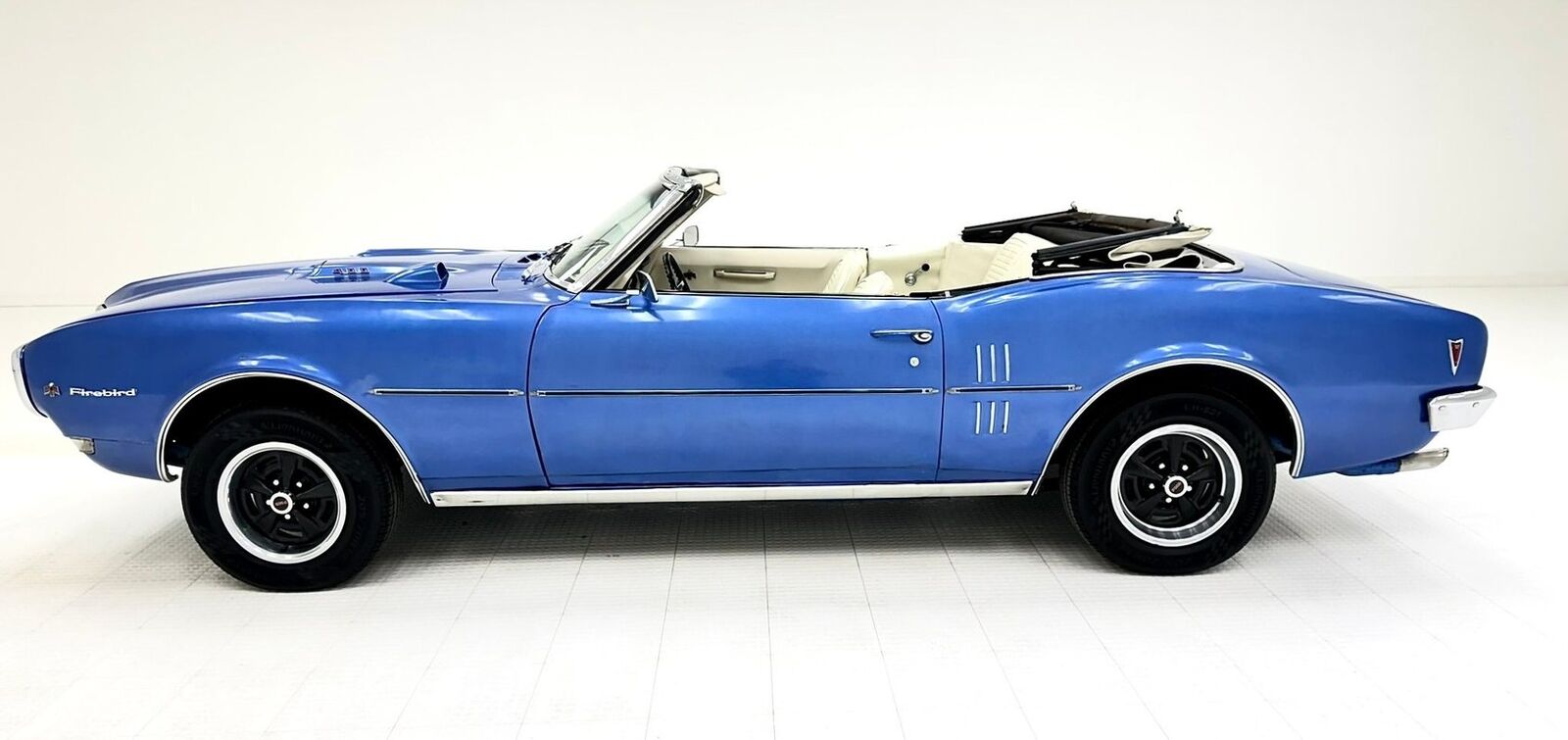 Pontiac-Firebird-Cabriolet-1968-3