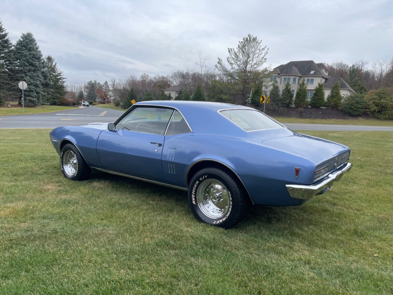 Pontiac-Firebird-Coupe-1968-4